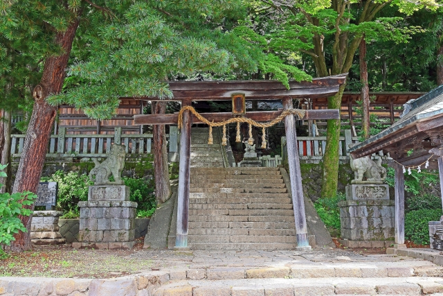 手長神社